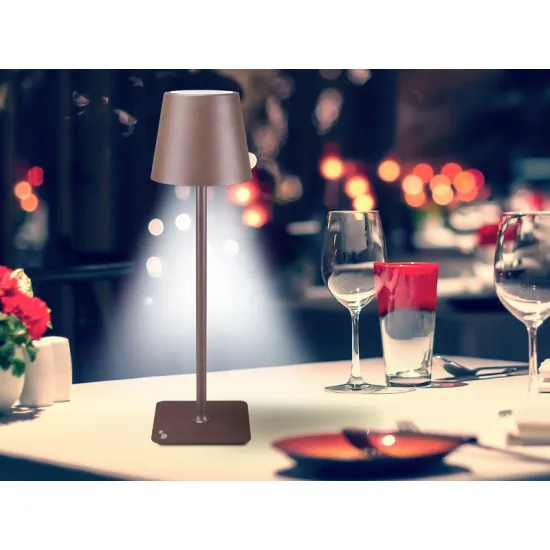 Beper P201UTP120 asztali lámpa USB-töltéssel, bronz 