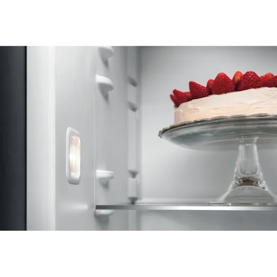 Whirlpool ARG 18082 beépíthető egyajtós hűtőszekrény, 314L, 54x54.5x177.1 cm