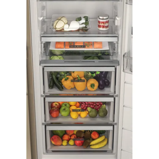 Whirlpool WHSD18A033C2 P beépíthető egyajtós hűtőszekrény, 306L, 54x54.5x177 cm