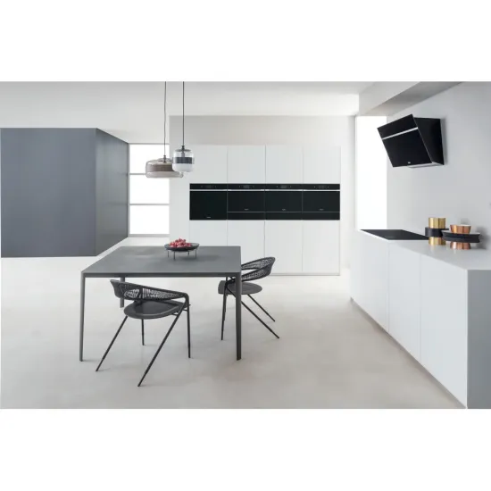 Whirlpool WHVS 90F LT C K beépíthető falra szerelhető döntött kürtös konyhai elszívó, 50.4x37x89.8 cm, fekete szín 