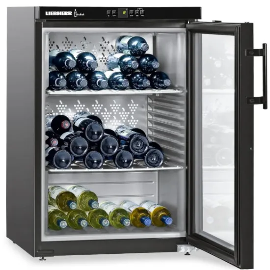 Liebherr WKB 1812 borhűtő, 66 palackos, 60x61.3x89 cm, fekete 