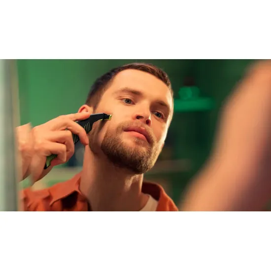 Philips QP6507/23 rezgőkéses borotva, száraz nedves használat, fekete szín 