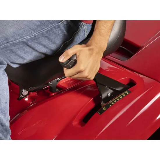 Castelgarden PTX210HD Hidrosztatikus váltos, gyűjtős fűnyíró traktor, ST650 kéthengeres 10,6kW motorral, 102cm vágószélesség, 300l gyűjtőkapacítás