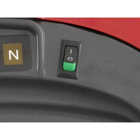 Castelgarden PTX210HD Hidrosztatikus váltos, gyűjtős fűnyíró traktor, ST650 kéthengeres 10,6kW motorral, 102cm vágószélesség, 300l gyűjtőkapacítás