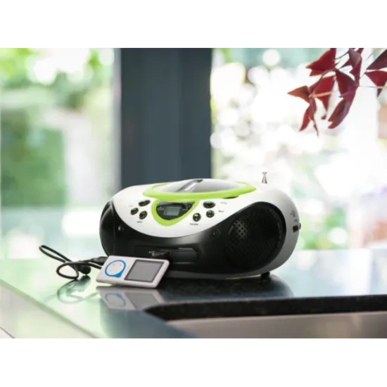 Lenco SCD-38 USB hordozható FM rádió CD és USB lejátszóval zöld/fehér 