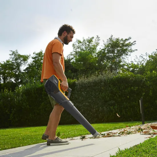 Stiga SAB 500 AE akkumulátoros lombfúvó, lombszívó,650W