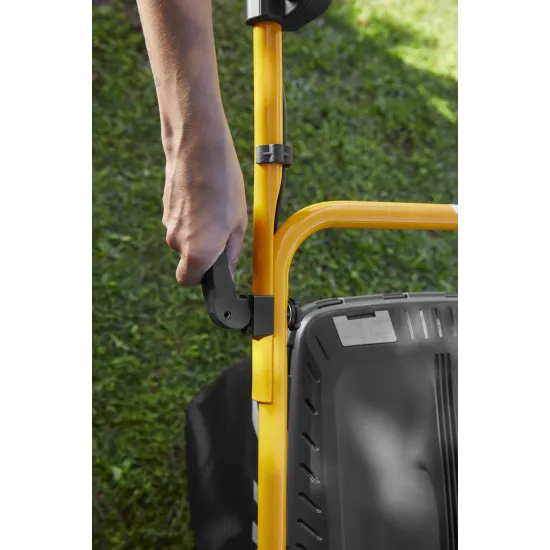 Stiga Combi 753 SQ AE akkumulátoros fűnyíró, gyűjtés, mulcsozás, oldalsó és hátsó kiszórás funkcióval