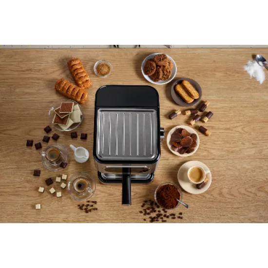 Gorenje ESCM15DBK kávéfőző 15BAR, inox-fekete szín