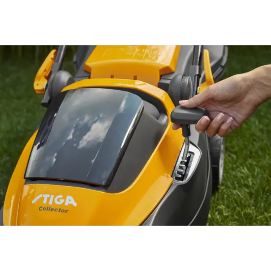 Stiga COLLECTOR 136e Kit akkumulátoros fűnyírógép,(akkumulátorral és töltővel),gyűjtő funkcióval