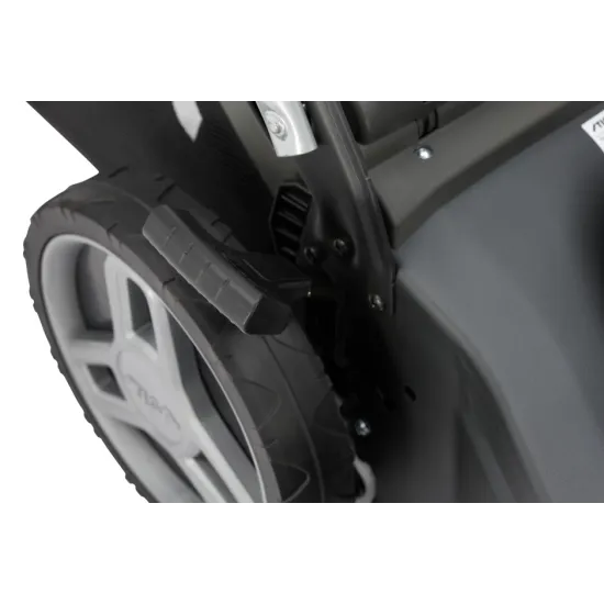 Stiga COMBI 955 V benzinmotoros fűnyíró,gyűjtés, mulcsozás, hátsó és oldalsó kidobás,önjáró