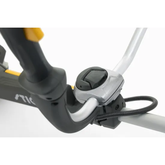 Stiga BC 750 B benzinmotoros bozótvágó,(fordulat és üzemóra számlálóval)