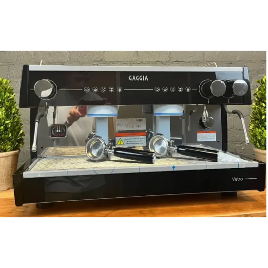 Gaggia LA Vetro 2 karos professzionális kávéfőző, fekete, automatikus fejtisztítási programmal, megvilágított munkaterülettel