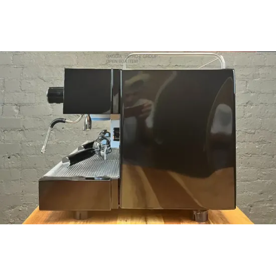 Gaggia LA Vetro 2 karos professzionális kávéfőző, fekete, automatikus fejtisztítási programmal, megvilágított munkaterülettel