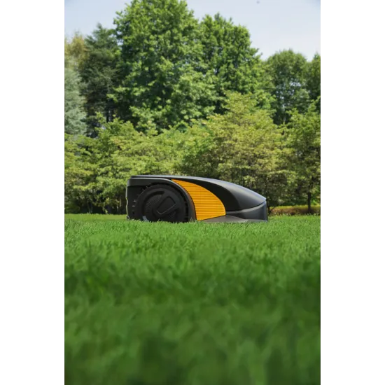Stiga A 7500 robotfűnyíró,emelésérzékelő, akadályérzékelő, esőérzékelő, lopásriasztás, értesítés,dokkoló, automatikus töltéshez visszatérés