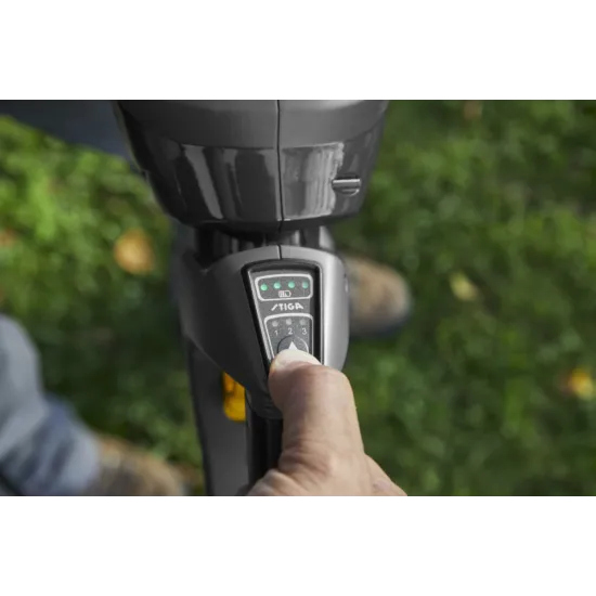 Stiga SHT 900 AE akkumulátoros sövényvágó,(akkumulátor és töltő nélkül),500W