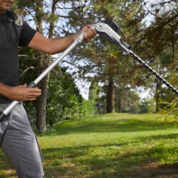 Stiga SPH 900 AE akkumulátoros magassági sövényvágó,(akkumulátor és töltő nélkül)