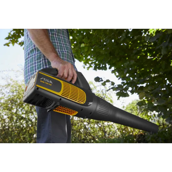 Stiga SAB 700 AE akkumulátoros lombfúvó,(akkumulátor és töltő nem tartozék),500W