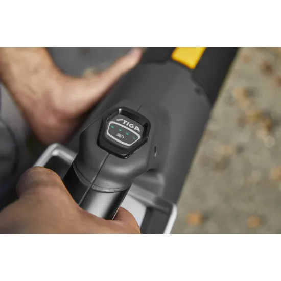 Stiga SAB 900 AE akkumulátoros lombfúvó,(az akkumulátor és a töltő nem tartozék),900W