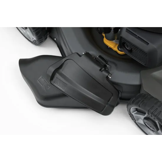 Stiga TWINCLIP 950 VE benzinmotoros önjárós fűnyíró,hátsó és oldalsó kidobás, mulcsozás, gyűjtés funkció, 3.2kW, gombnyomással indítható, Engine Start rendszer 