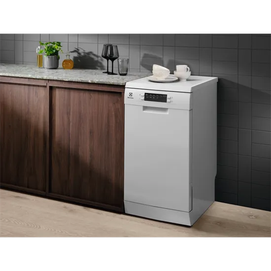 Electrolux ESG42310SW keskeny mosogatógép, 9 terítékes, 44.5x61.5x85cm