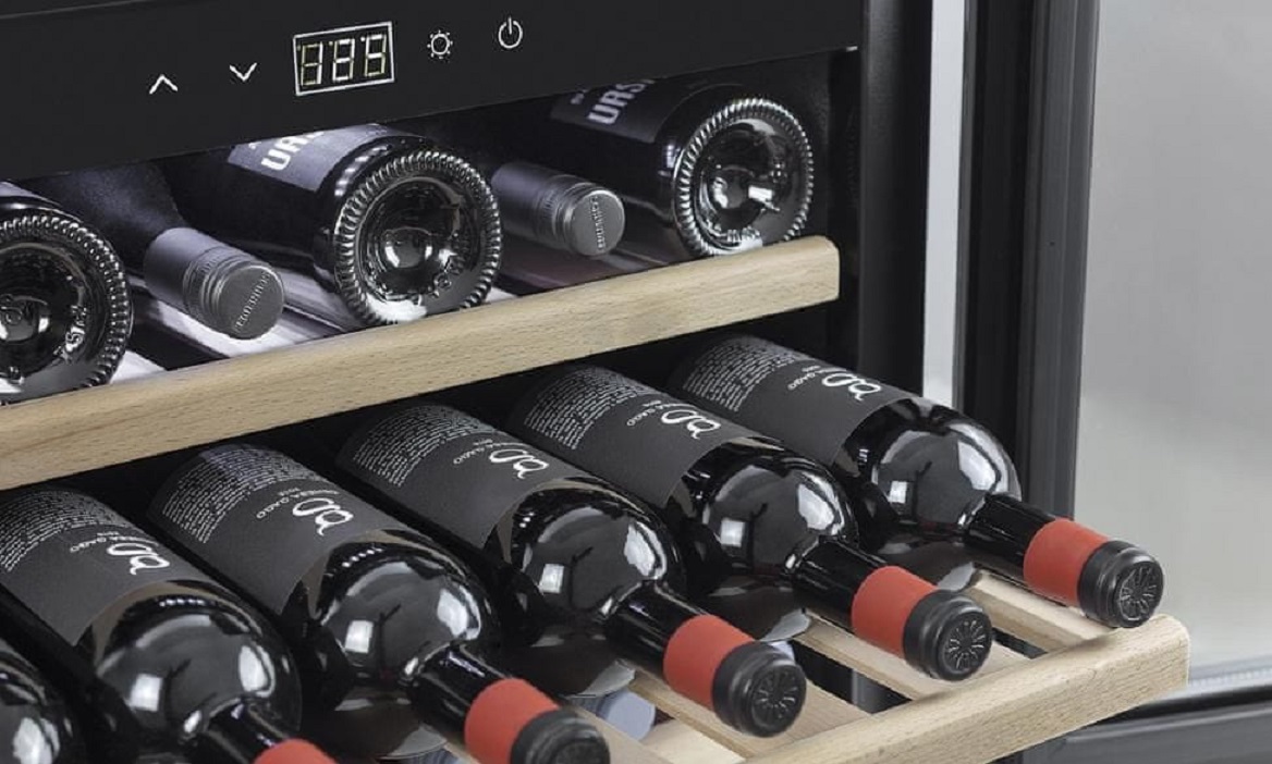 CASO WineSafe 18EB  beépíthető borhűtő 