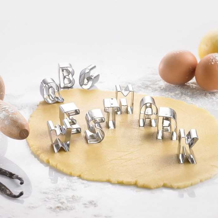 Westmark Sütemény kiszúró betűk A-Z; 2,5 cm