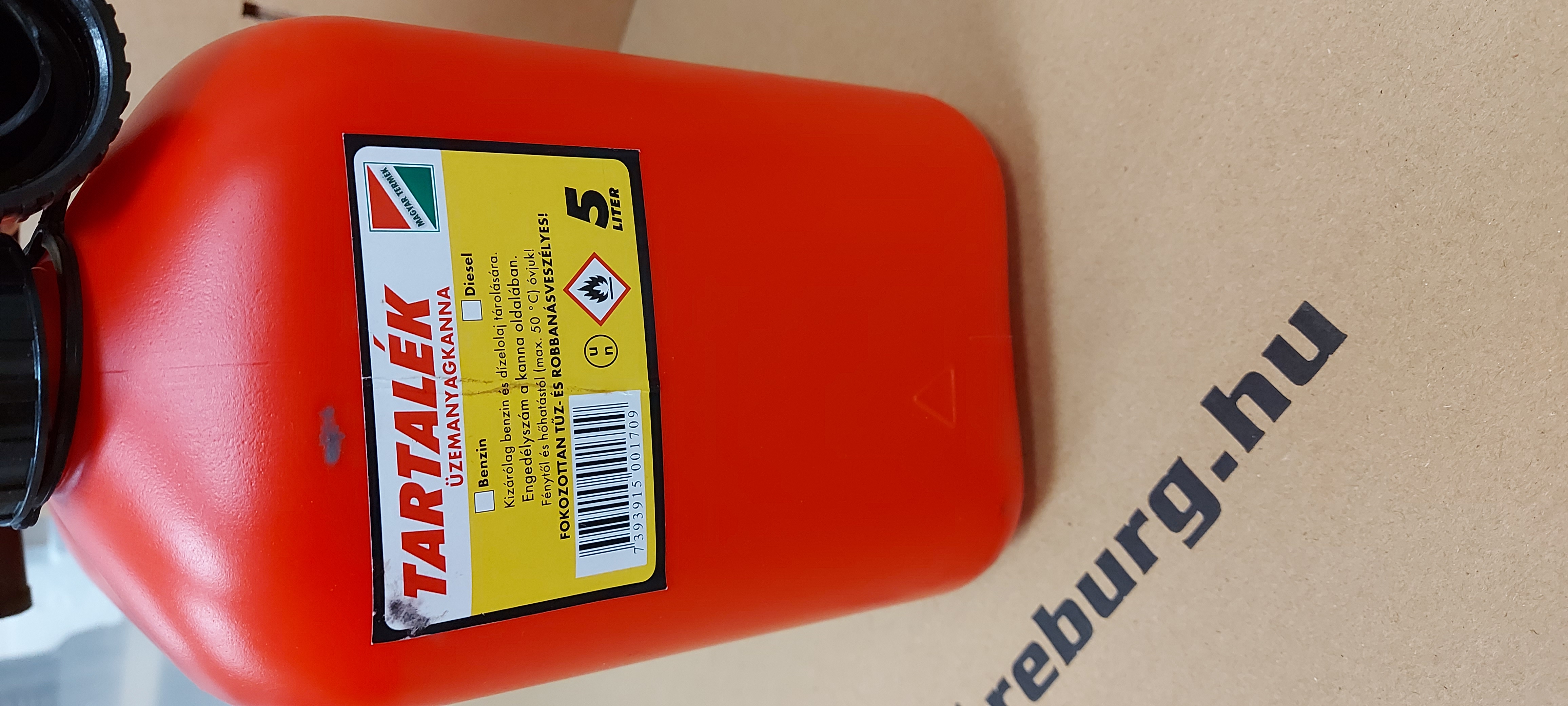 Üzemanyagkanna 5L kiöntővel benzinkanna
