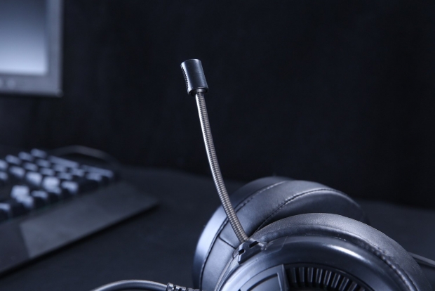 Dareu EH416S RGB gamer fejhallgató, fekete
