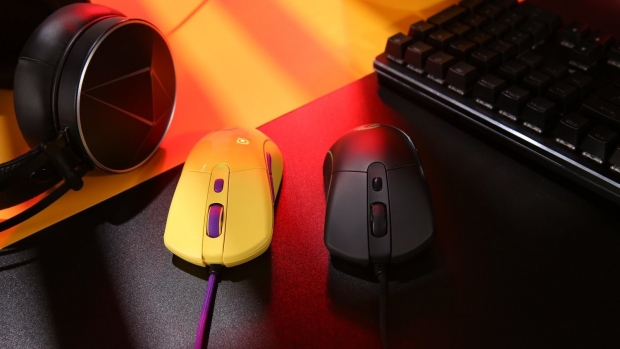 Dareu A960 vezetékes gamer egér, RGB, 800-18000 DPI, fekete
