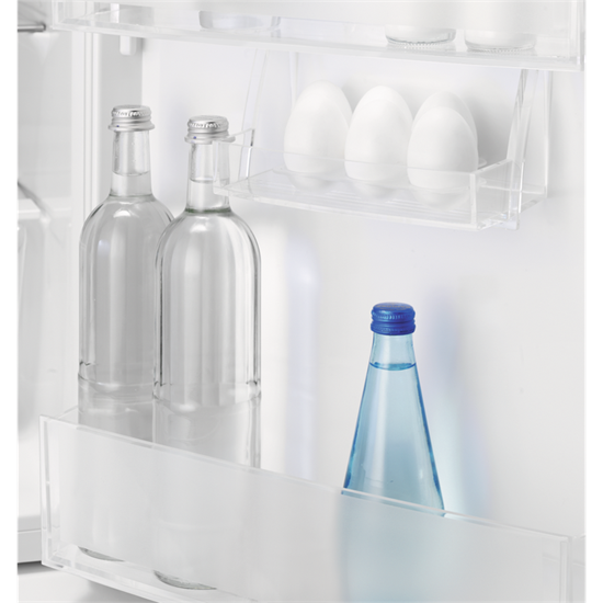 Electrolux LXB2AE82S pult alá beépíthető hűtőszekrény, 127 l, 56x54.7x81.9 cm 