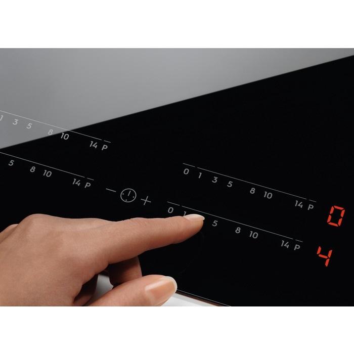 Eelctrolux EIV634 beépíthető indukciós főzőlap Hob2Hood, Bridge funkció, csúszkás érintővezérlés