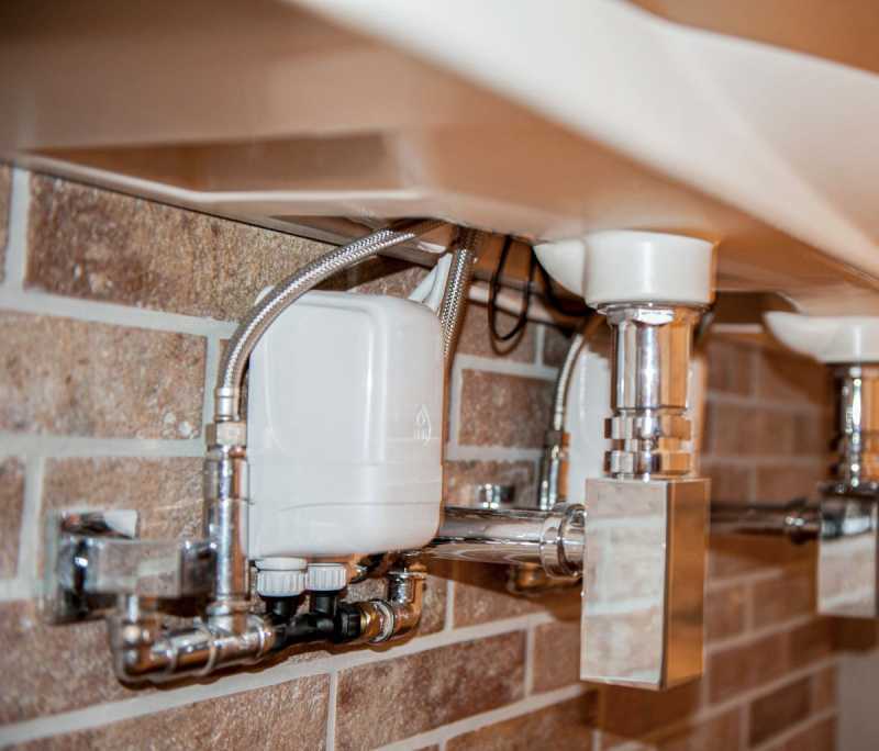 Dafi 921644 átfolyós vízmelegítő, csap alá szerelhető, 4,5 kW