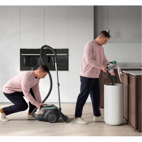Electrolux EL61C2OG porzsák nélküli porzsívó 700W