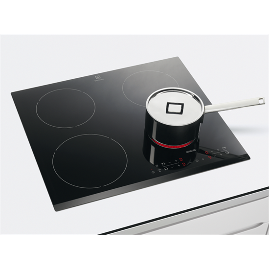 Electrolux LIR60433B beépíthető indukciós kerámia kerámialap. 59x52x4.4 cm 