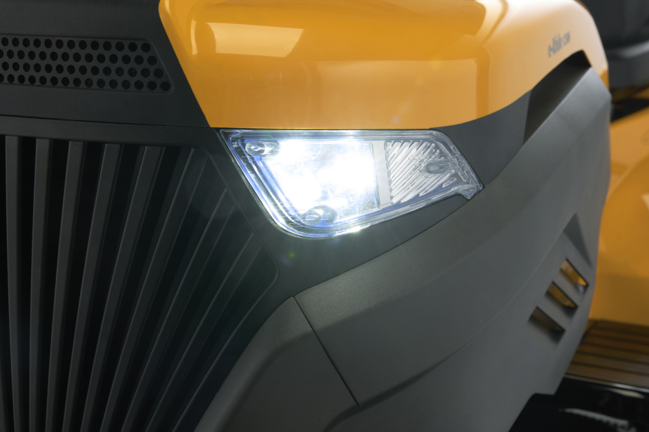 Stiga TORNADO 598e akkumulátoros oldalkidobós fűnyíró traktor 