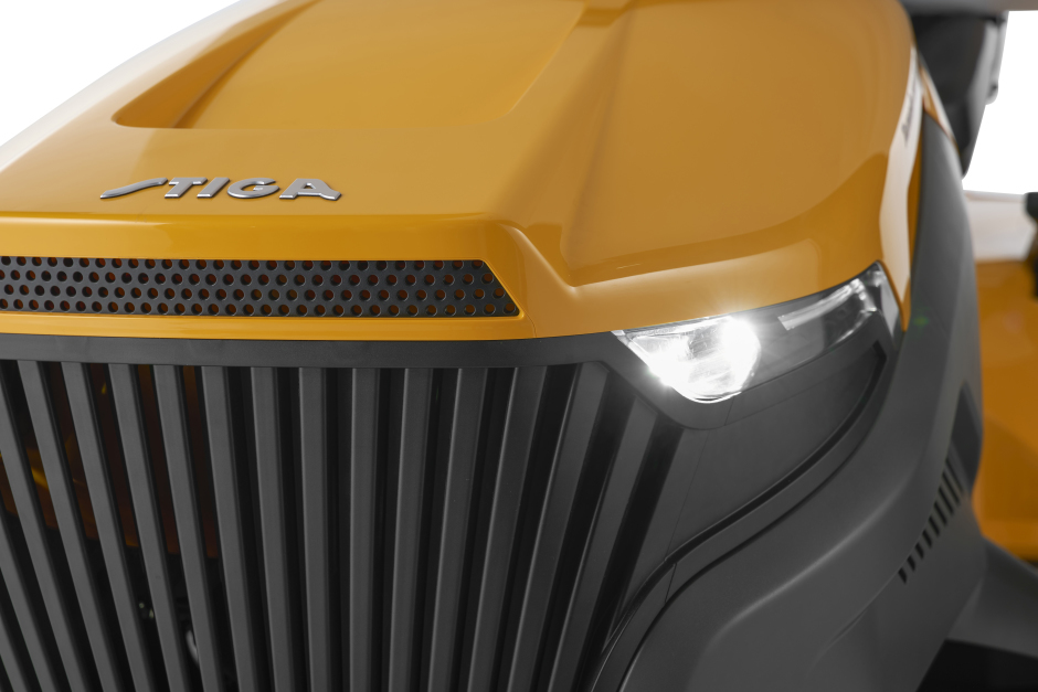 Stiga TORNADO 9121 W oldalkidobós fűnyíró traktor hidrosztatikus váltóval