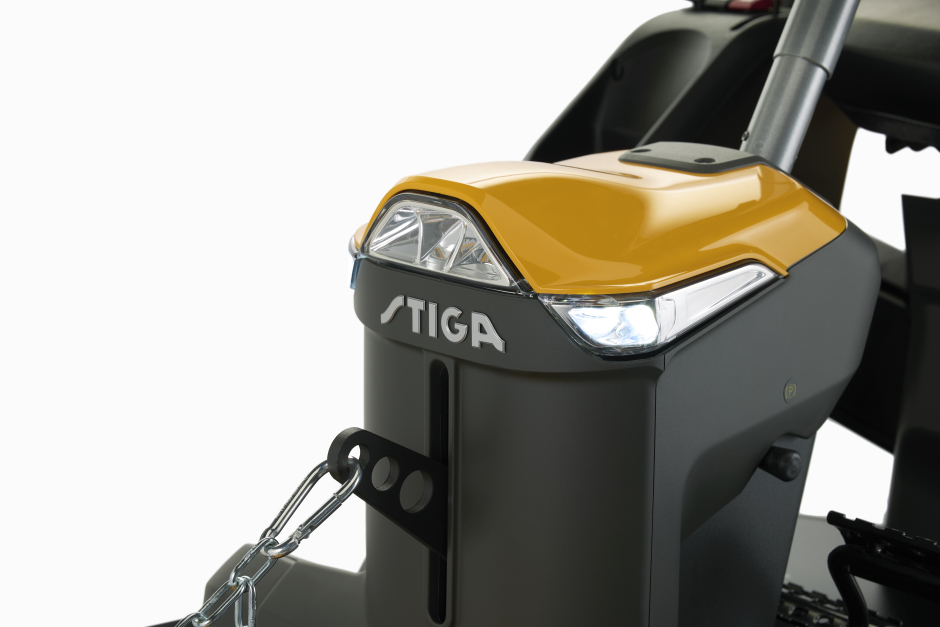 Stiga PARK 700 W, 8000m2, frontkaszás fűnyíró traktor (Vágóasztal nélkül), hidrosztatikus váltóval,mulcsozás,hátsó kidobás