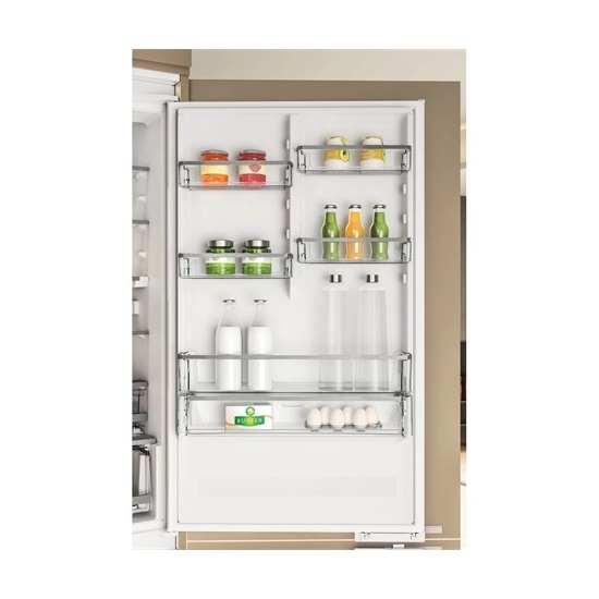Whirlpool WH SP70 T241 P beépíthető alulfagyasztós kombinált hűtőszekrény, 295/99L, 193cm magas, Total No Frost 