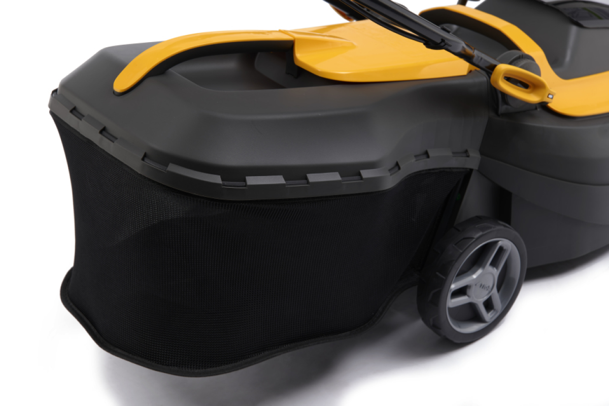 Stiga COLLECTOR 140e Kit akkumulátoros fűnyírógép,(akkumulátorral és töltővel),gyűjtő funkcióval