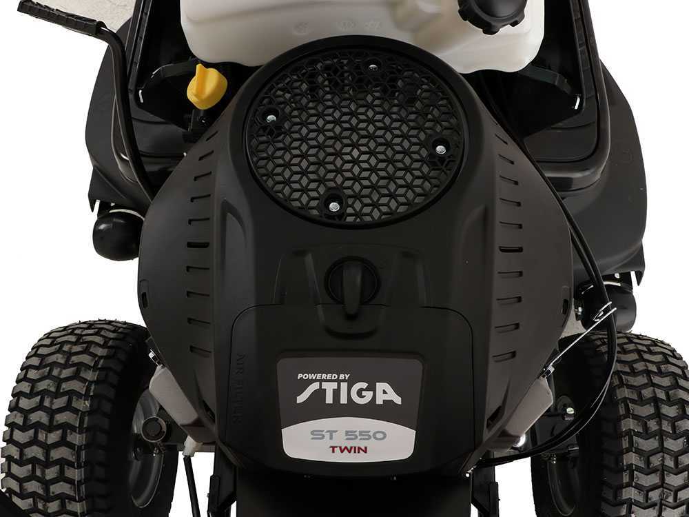 Castelgarden XDC180 HD Hidrosztatikus váltos, gyűjtős fűnyíró traktor, ST550 kéthengeres 10,4kW motorral 98cm vágószélesség, 240l gyűjtőkapacítás