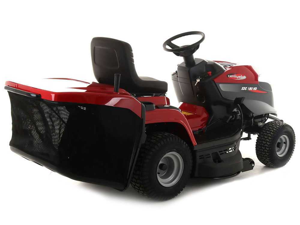 Castelgarden XDC180 HD Hidrosztatikus váltos, gyűjtős fűnyíró traktor, ST550 kéthengeres 10,4kW motorral 98cm vágószélesség, 240l gyűjtőkapacítás