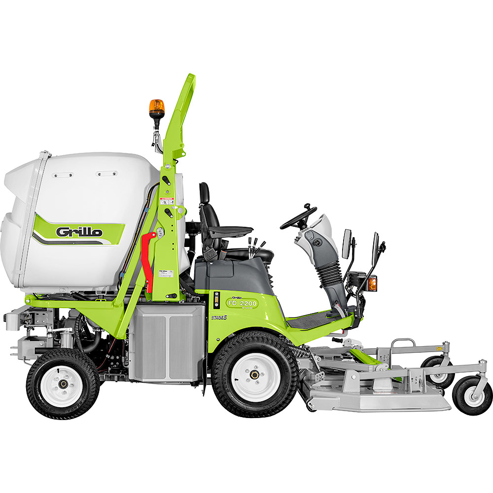 Grillo FD 2200 4WD magas ürítésű frontkaszás fűnyíró traktor,hidrosztatikus váltóval,155 cm-es vágóasztallal és 230cm-es magasságig emelhető gyűjtő kosárral
