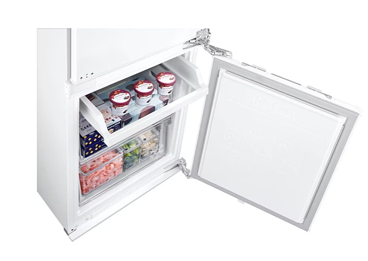 Samsung BRB80F26ADF0EO No Frost beépíthető alulfagyasztós kombinált hűtőszekrény, Wifi, 190/74L, 54x55x177.5 cm