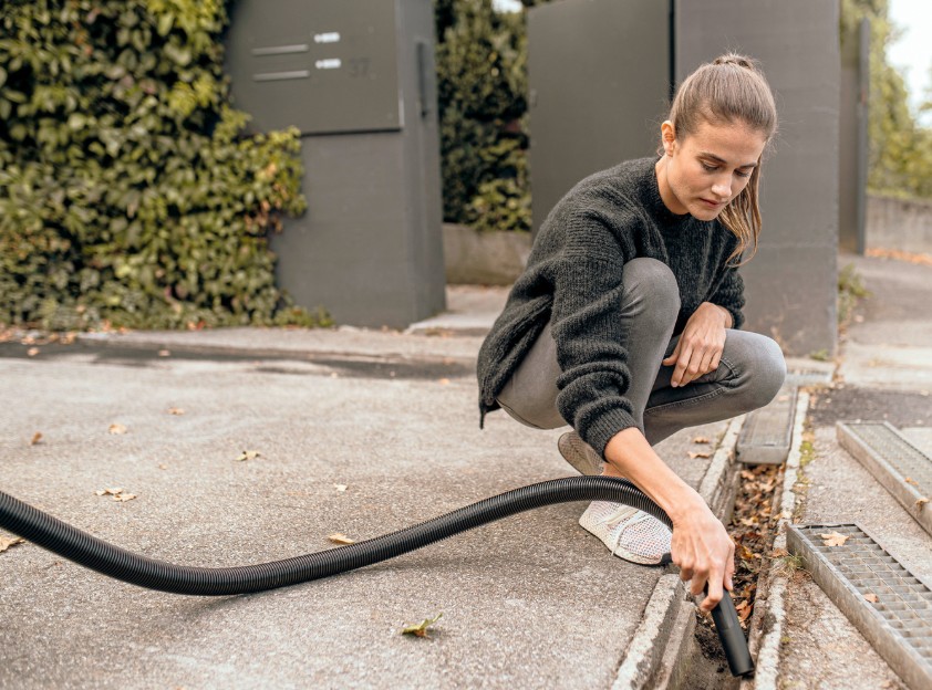 Karcher WD 2 PLUS V-12/4/18 1.628-000.0 száraz és nedves porszívó, 1000W, sárga szín 