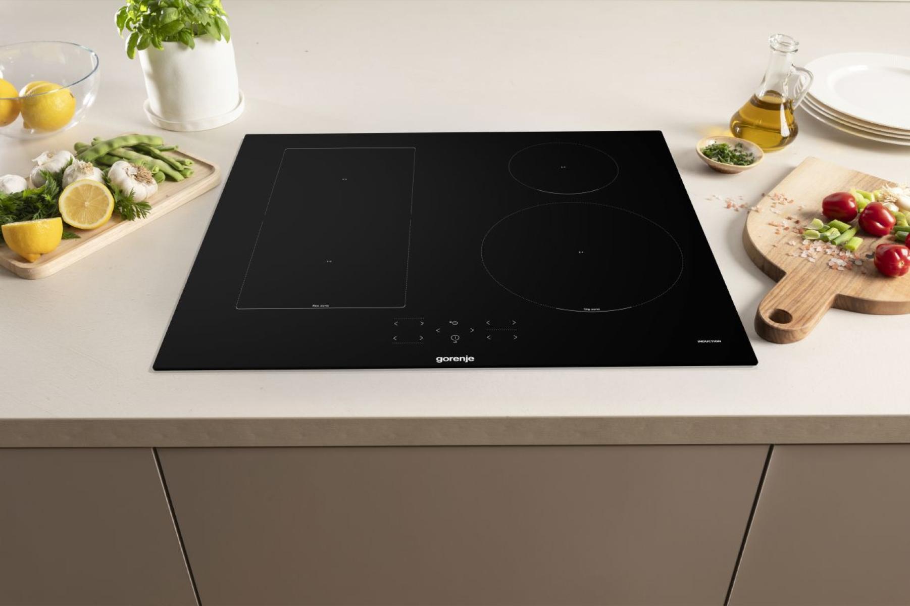 Gorenje GI6431BFZ beépíthető indukciós kerámialap, Bridge összekapcsolható főzőzóna, 59.5x52x5.4 cm, fekete szín 