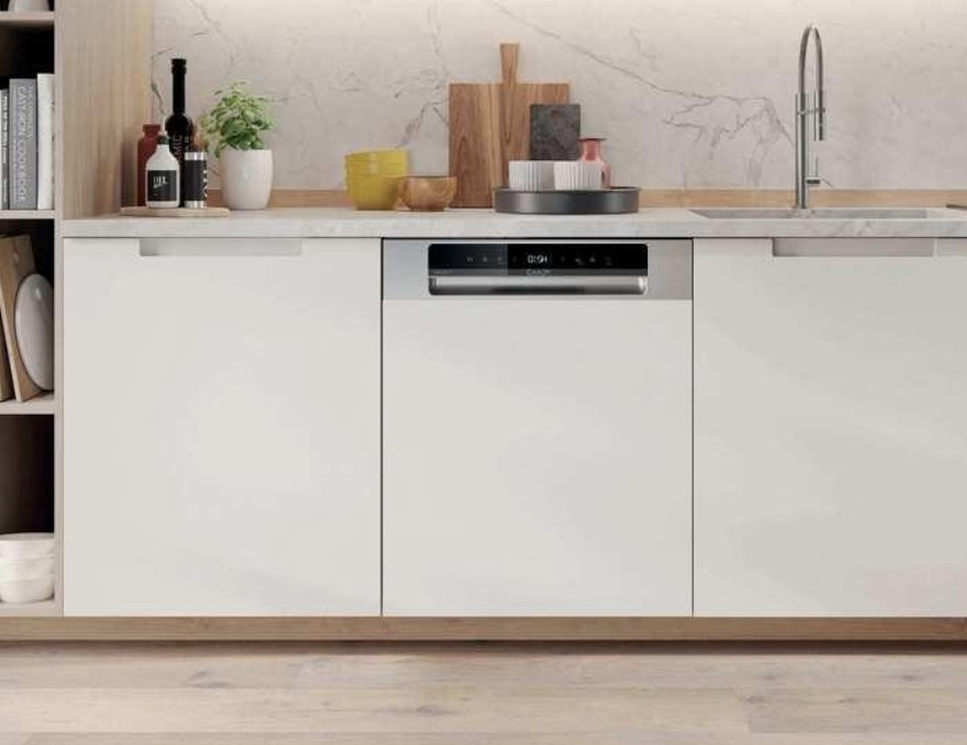 Candy CH 3E7F0S kezelőpaneles beépíthető mosogatógép, 13 teríték, 59.6x57.2x81.8 cm, inox szín