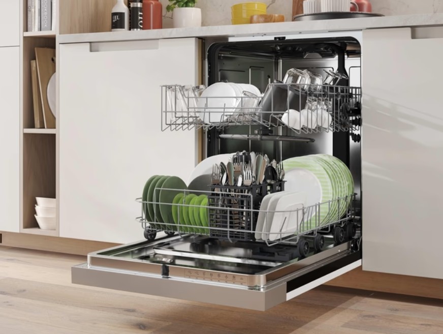 Candy CH 3E7F0S kezelőpaneles beépíthető mosogatógép, 13 teríték, 59.6x57.2x81.8 cm, inox szín