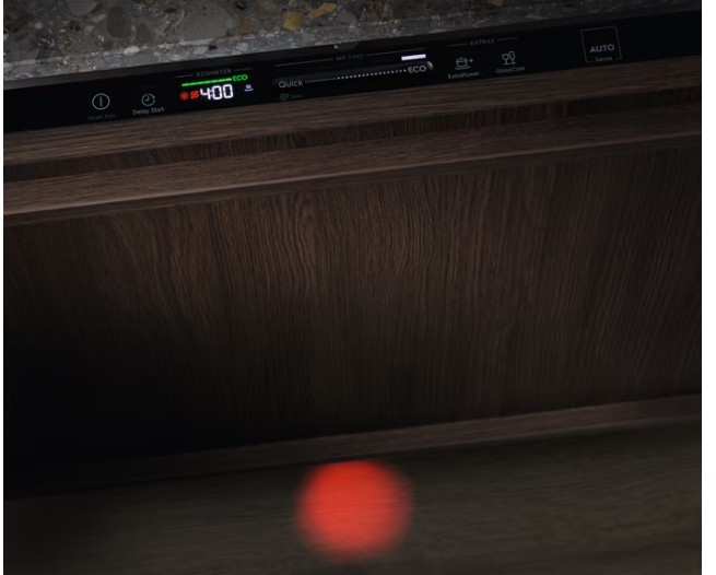 Electrolux EEA23200L teljesen beépíthető keskeny mosogatógép, 10 teríték, 3 kosár, automatikus ajtónyitás, inverter motor, 44.6x55x81.8 cm