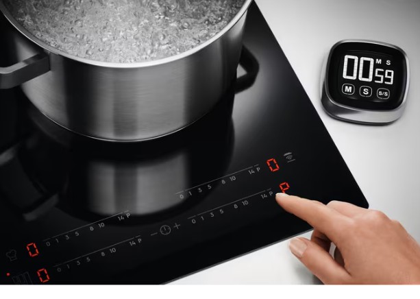 Electrolux EIS62453IT beépíthető indukciós kerámialap, 58x51x4.4 cm, fekete szín 