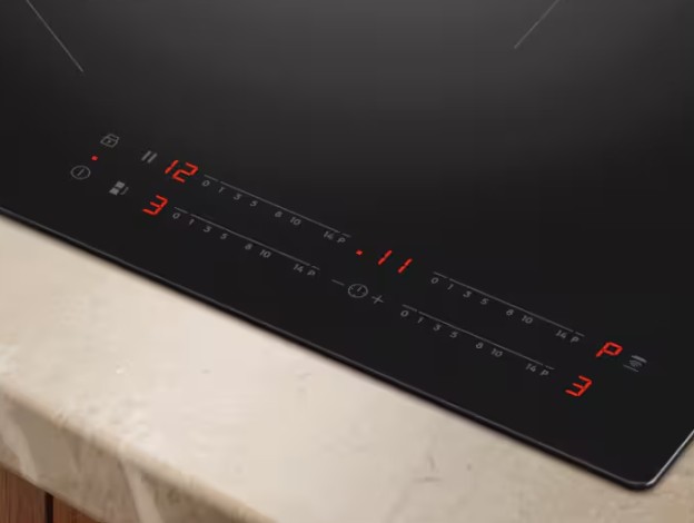 Electrolux EIV63443CT beépíthető indukciós kerámialap, Bridge összekapcsolható főzőzóna, 59x52x4.4 cm, matt fekete szín 